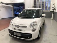 Begagnad Fiat 500L Lounge 84 HK (61 kW) 2014 Vit Minibuss