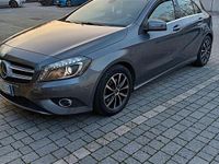 Usata Mercedes A200 156 CV (114 kW) 2014 Grigio Berlina
