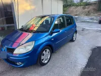 Usata Renault Scénic 106 CV (77 kW) 2007 Bluazzurro Monovolume