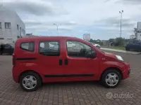 Begagnad Fiat Qubo Easy 80 HK (58 kW) 2019 Röd Minibuss