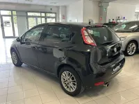 Usata Fiat Punto Lounge 84 CV (61 kW) 2012 Nero Utilitaria