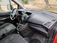 Usata Ford Transit Connect 116 CV (85 kW) 2015 Rosso Monovolume