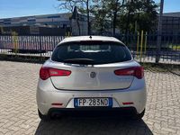 Usata Alfa Romeo Giulietta Super 120 CV (88 kW) 2018 Gray Utilitaria