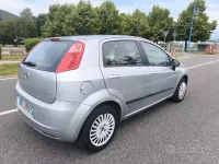 Usata Fiat Grande Punto Dynamic 65 CV (47 kW) 2009 Grigio Utilitaria