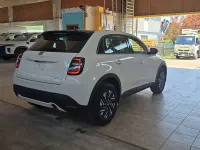 Nuova Fiat 600 110 CV (80 kW) 2026 Bianco gelato SUV