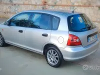 Usata Honda Civic LS 110 CV (80 kW) 2001 Grigio Berlina