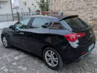 Usata Alfa Romeo Giulietta Distinctive 105 CV (77 kW) 2012 Nero Utilitaria