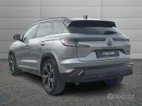 Usata Renault Austral Iconic 200 CV (147 kW) 2023 Grigio SUV