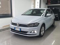 Usata VW Polo Comfortline 95 CV (69 kW) 2020 Grigio Berlina