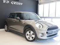 Usata Mini ONE 75 CV (55 kW) 2019 Grigio Utilitaria