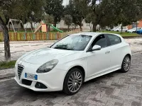 Usata Alfa Romeo Giulietta 140 CV (102 kW) 2011 Bianco Utilitaria