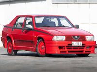 Usata Alfa Romeo 75 155 CV (114 kW) 1987 Rosso Berlina