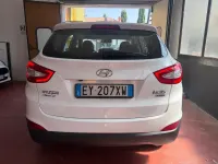 Usata Hyundai ix35 Xpossible 115 CV (84 kW) 2015 Beige SUV