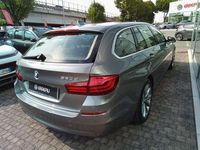 Usata BMW 520 Luxury Line 190 CV (139 kW) 2017 Grigio Station wagon