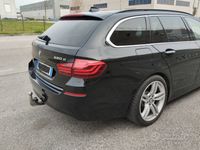 Usata BMW 520 Luxury Line 190 CV (139 kW) 2015 Nero Station wagon