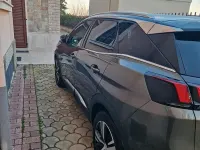 Usata Peugeot 3008 GT-line 131 CV (96 kW) 2019 Verde SUV