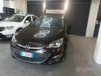 Usata Opel Astra Sport 136 CV (100 kW) 2015 Marrone Station wagon