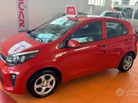 Usata Kia Picanto Active 65 CV (47 kW) 2018 Rosso Utilitaria