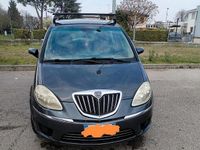 Usata Lancia Musa 95 CV (69 kW) 2009 Grigio Monovolume