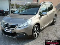 Usata Peugeot 2008 Allure 99 CV (72 kW) 2015 Grigio SUV