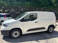 Usata Opel Combo 102 CV (75 kW) 2021 Bianco Monovolume