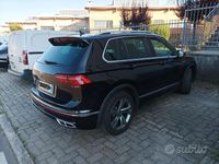 Usata VW Tiguan R-line 150 CV (110 kW) 2021 Nero SUV