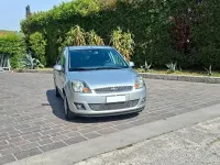 Usata Ford Fiesta Ghia 75 CV (55 kW) 2008 Grigio Utilitaria
