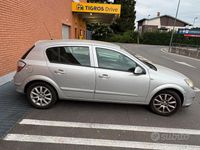 Usata Opel Astra 2006 Grigio Berlina