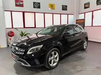 Usata Mercedes GLA220 177 CV (130 kW) 2018 Nero SUV