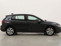 Usata VW Golf VIII Life 116 CV (85 kW) 2022 Grigio Berlina