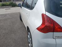 Usata Peugeot 3008 112 CV (82 kW) 2010 Bianco Station wagon