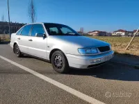 Usata VW Passat 101 CV (74 kW) 1996 Grigio Berlina
