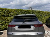 Usata Jaguar E-Pace R-Dynamic 163 CV (119 kW) 2024 Grigio SUV