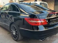 Usata Mercedes E250 204 CV (150 kW) 2009 Nero Coupé