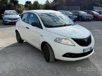 Usata Lancia Ypsilon Gold 69 CV (50 kW) 2020 Bianco Utilitaria