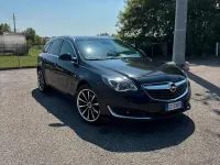 Usata Opel Insignia 170 CV (125 kW) 2015 Nero Station wagon
