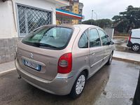 Usata Citroën Xsara Picasso 95 CV (69 kW) 2005 Beige Monovolume