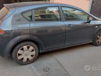 Usata Seat Leon 105 CV (77 kW) 2006 Grigio Berlina