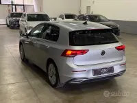 Usata VW Golf VII R-line 150 CV (110 kW) 2021 Grigio Utilitaria