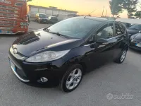 Usata Ford Fiesta Titanium 82 CV (60 kW) 2009 Nero Berlina
