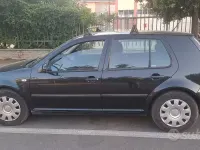 Usata VW Golf IV 101 CV (74 kW) 2001 Nero Berlina