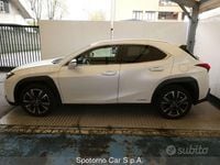 Usata Lexus UX Executive Line 184 CV (135 kW) 2019 Bianco SUV