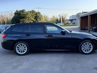 Usata BMW 330e Sport Line 184 CV (135 kW) 2021 Nero Station wagon