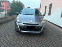 Usata Renault Clio II Dynamique 75 CV (55 kW) 2010 Grigio Berlina