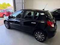 Usata Renault Clio III Dynamique 75 CV (55 kW) 2009 Nero Berlina