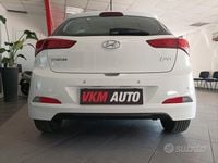 Usata Hyundai i20 Comfort 75 CV (55 kW) 2018 Bianco Berlina