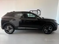 Usata Peugeot 2008 Allure 130 CV (95 kW) 2024 Nero SUV