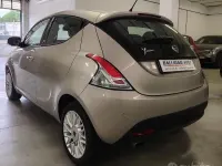 Usata Lancia Ypsilon 69 CV (50 kW) 2015 Utilitaria