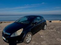 Usata Opel Corsa Enjoy 90 CV (66 kW) 2007 Nero Utilitaria