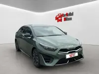 Usata Kia ProCeed GT-Line 140 CV (102 kW) 2025 Verde Station wagon